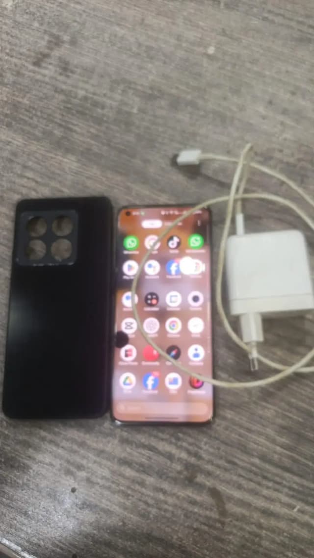 One Plus 10 Pro