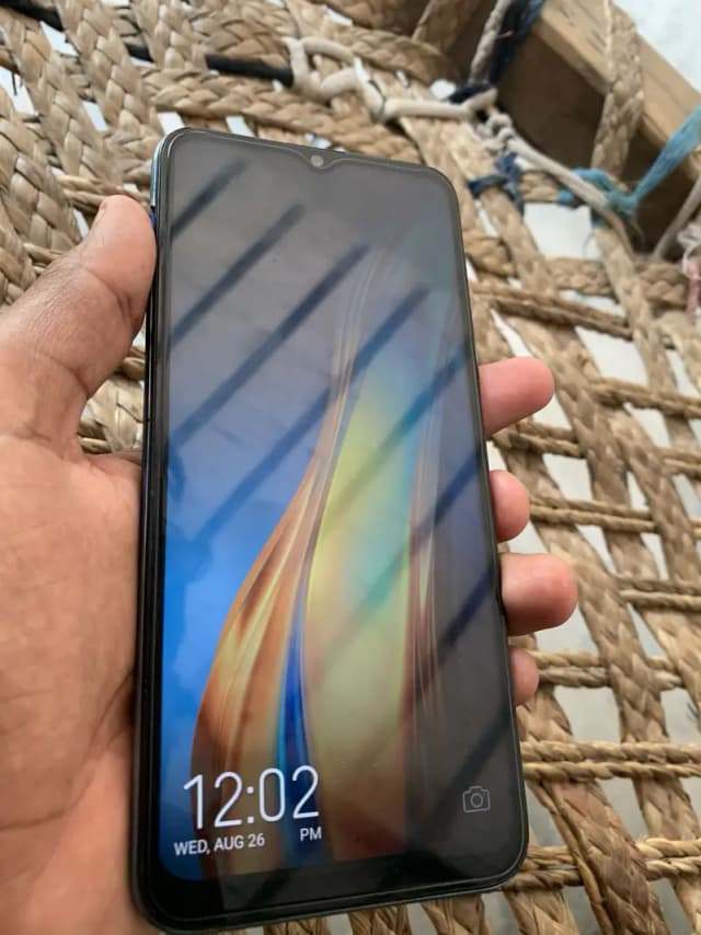 Tecno Spark 4