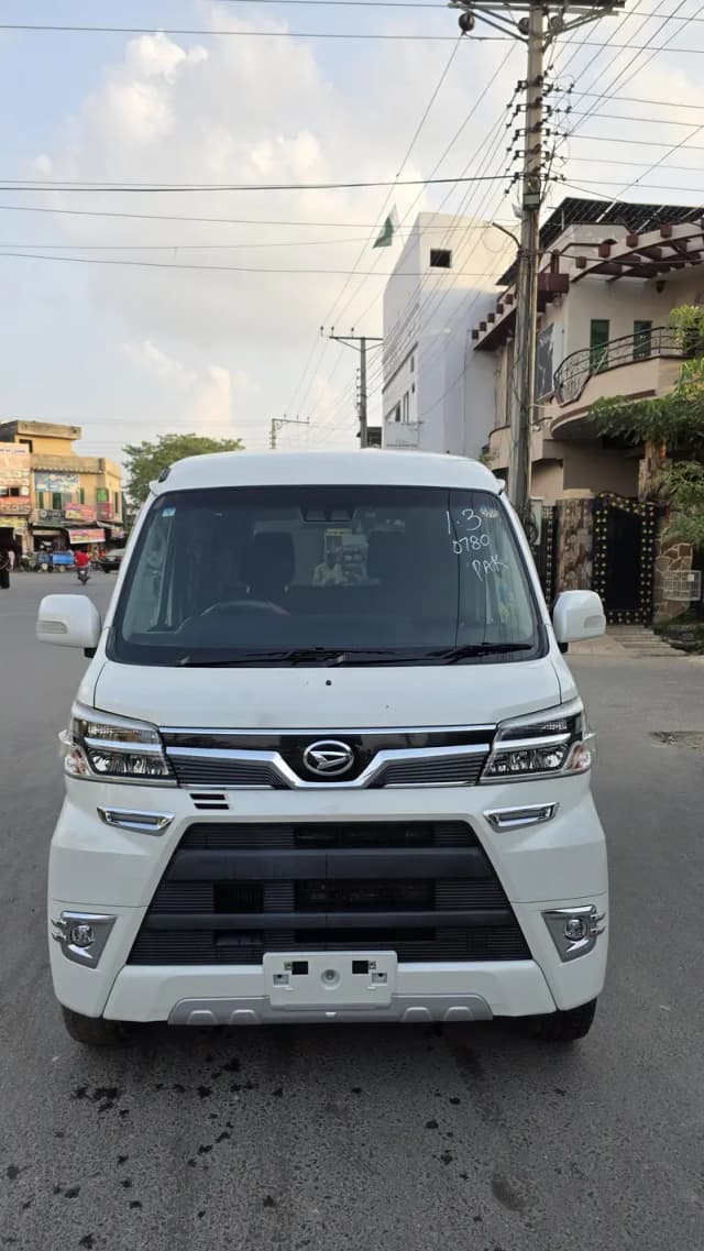 Daihatsu Atrai Wagon 2020/2026 Full Option