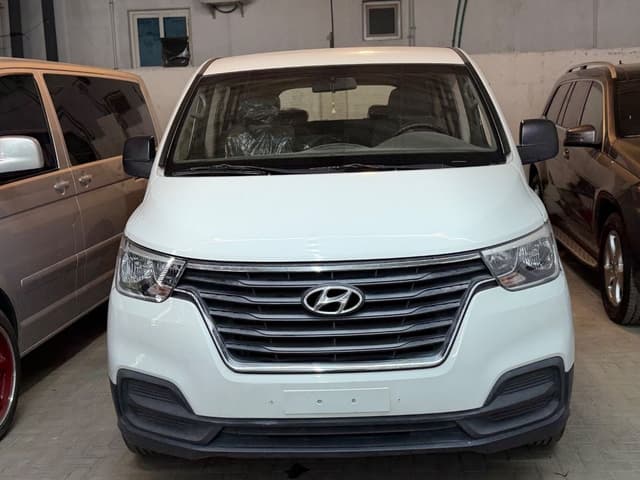 Hyundai H-1 GL