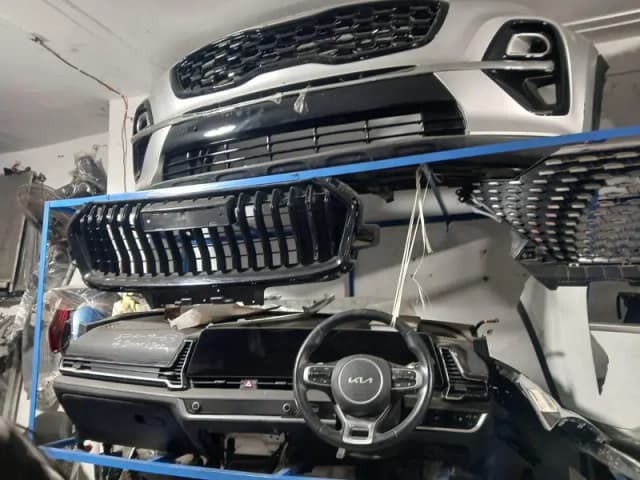 car front back bumpers, car lights , bonat , car side mirrors,kia mg