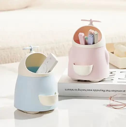 RN Cute Fan Design Storage Bucket - Multifunctional Student Pen Holder and Makeup Brush Storage Box with Sharpener
