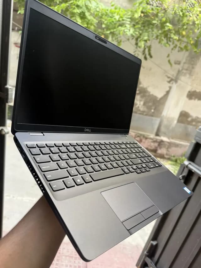 Dell latitude 5501 | i5 - 9th | 16 gb 256 ssd | 15 ‘’ H processor