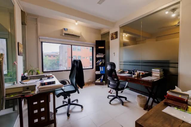 OFFICE FOR RENT (ENTIRE FLOOR)