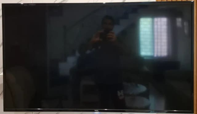 Tcl 49 inches tv