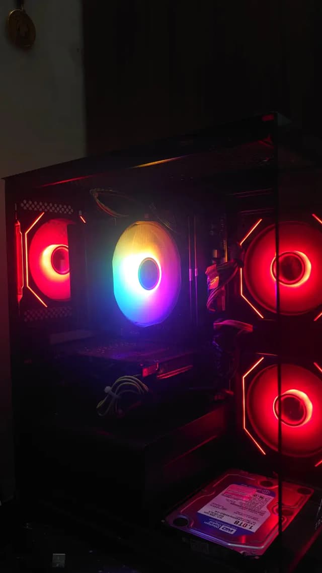 Ryzen 5 / 6GB Graphics / 16GB/128GB+1TB