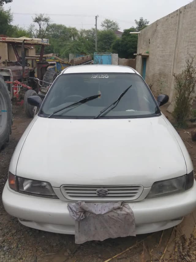 Suzuki Baleno 2000