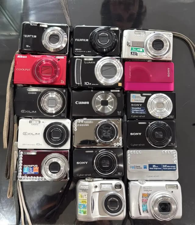 DIGITAL CAMERAS For sale