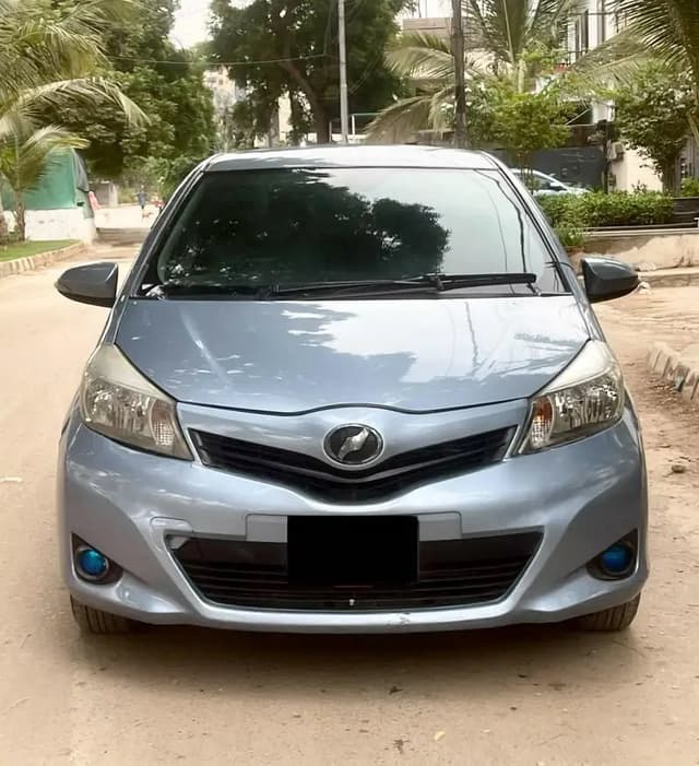 Toyota Vitz 2012-14