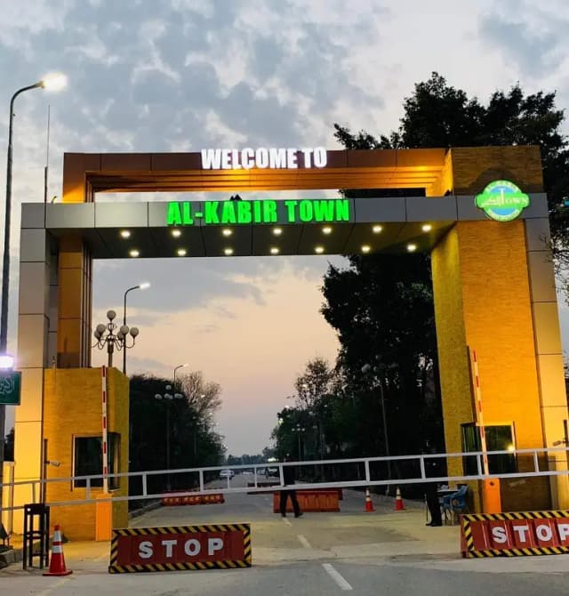 5 Marla Commercial Plot For Sale In C Block Prime Location Demand 3 Crore