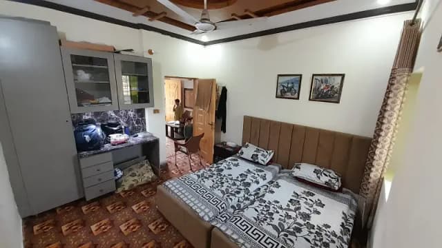 5 marla 3 story house for sale