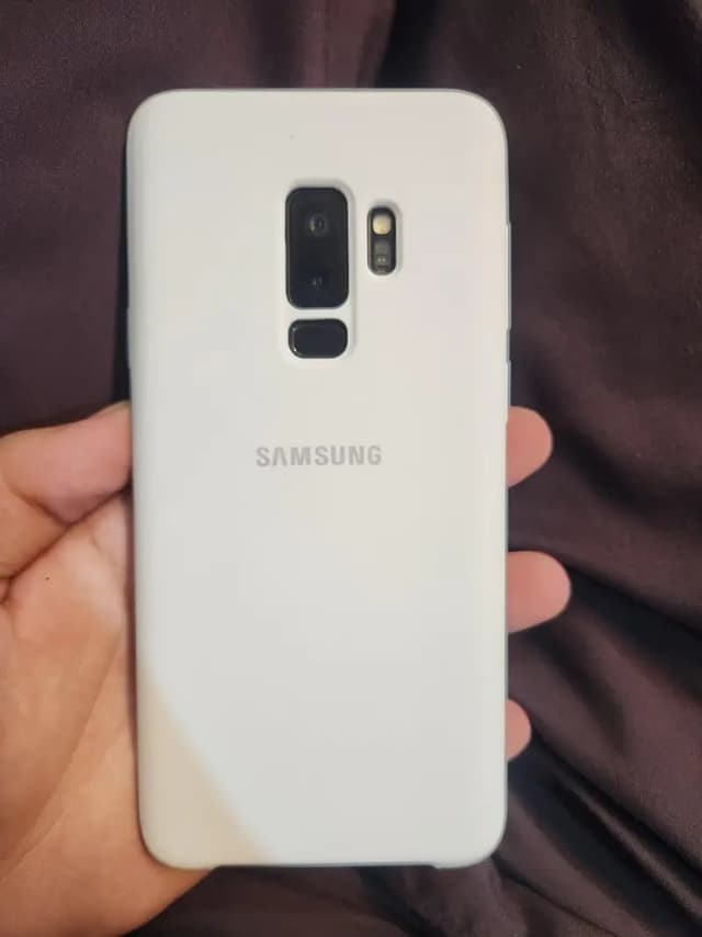 Samsung Mobile S22