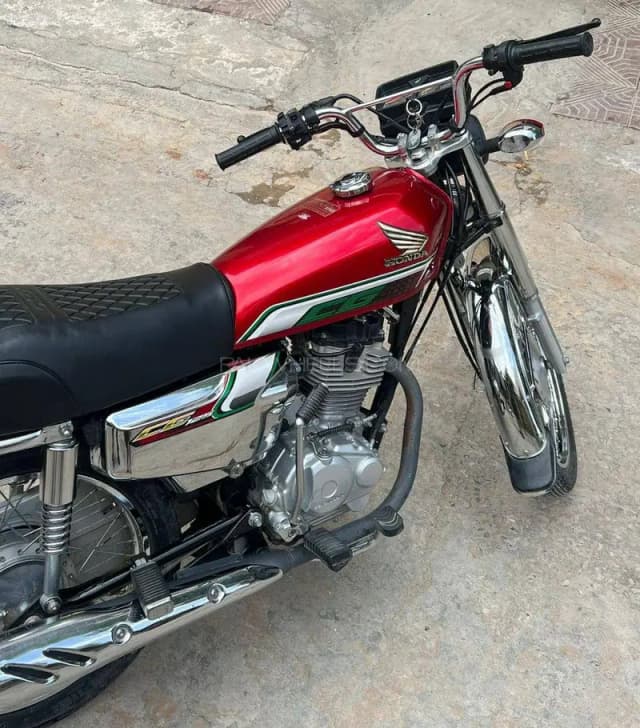 Honda CG 125 SPECIAL EDITION