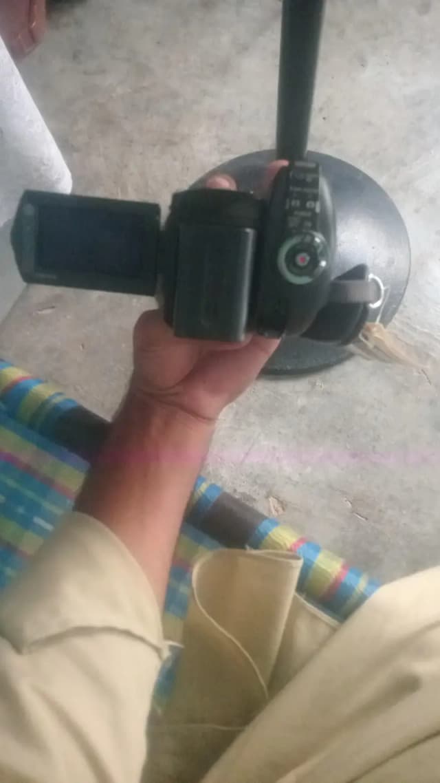 SONY HANDYCAME SR10e HDR Vedio Camera