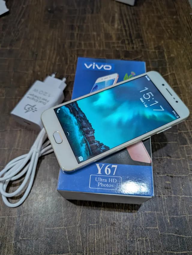 Vivo Y67 4/64