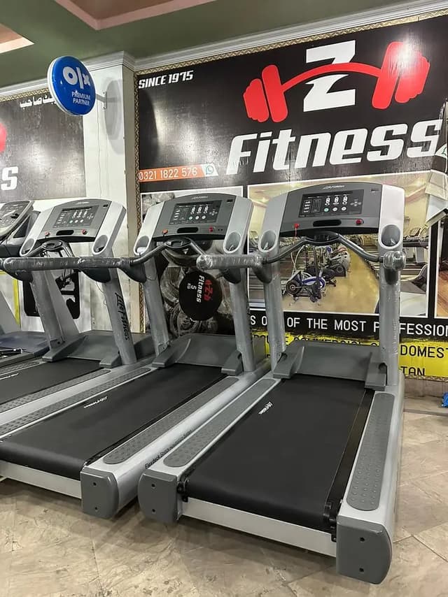 Life Fitness 95Ti Treadmill (USA Brand) || Wholsale Rate || Box pack