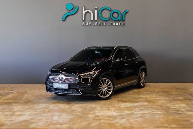 Mercedes Benz GLA 200 AMG PREMIUM AED 2,394P.M • 0% Downpayment •  Mercedes-Benz GLA 200 Premium  • Agency Warranty And Se