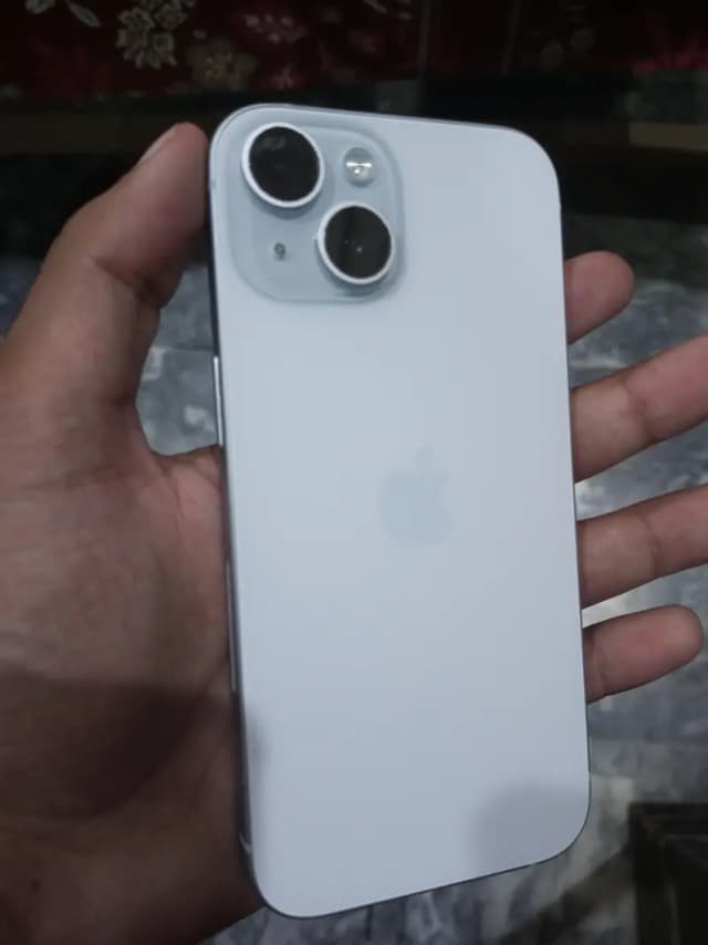 Apple iPhone 15 complete box