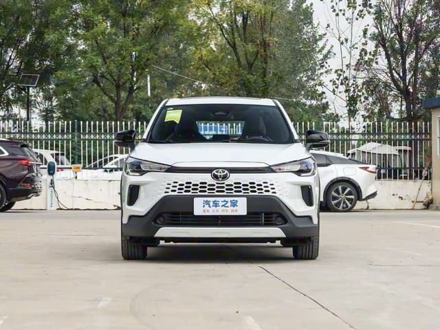 Toyota Corolla Cross GLI Toyota Corolla cross 2026 2.0L smart electric hybrid dual engine elite edition