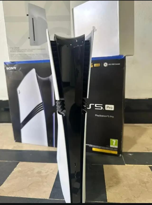 Sony PlayStation PS5PRO – Excellent Condition | Original Controller