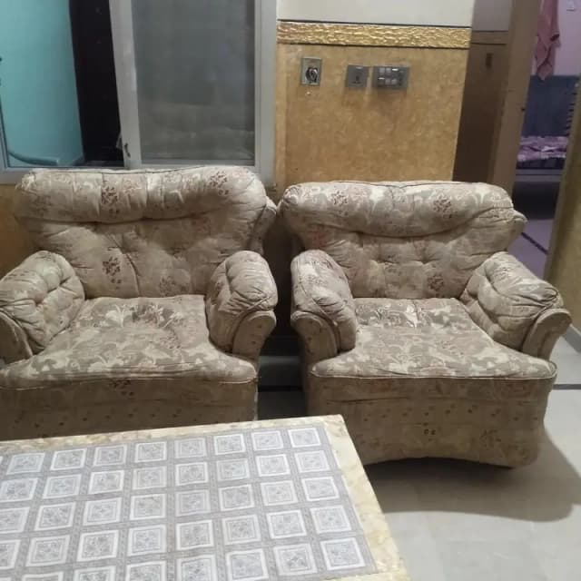 5 Seater Sofa Set.