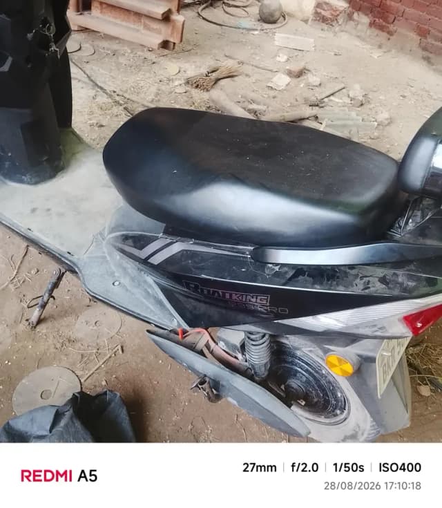 Road king R99 pro Electric Scooty