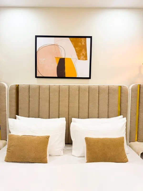 Daily basis Stay1.2 bad room furnished apartment available
