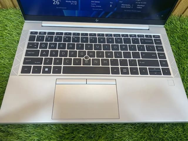 HP ELITEBOOK 845G8