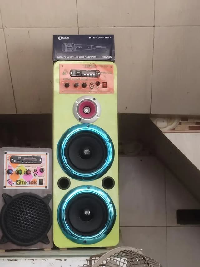 baser speaker only 6500 with mike