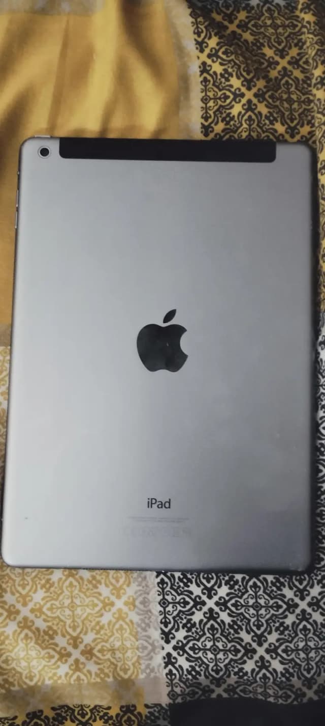 ipad ear
