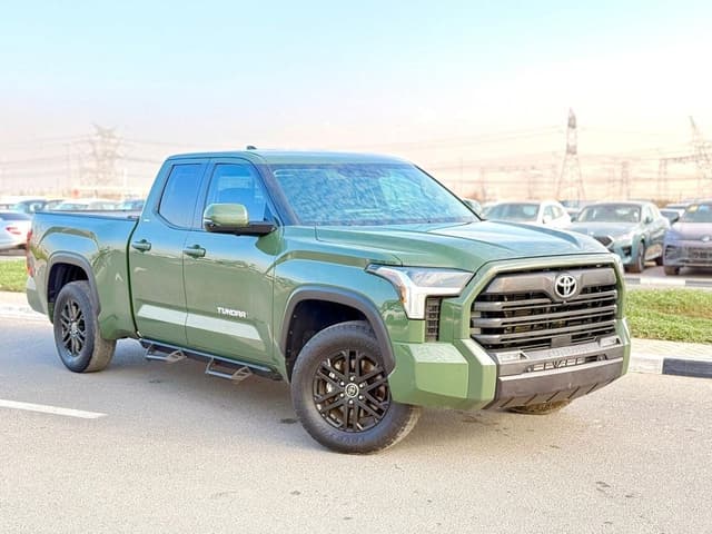 Toyota Tundra SR 360 camera full option 2022