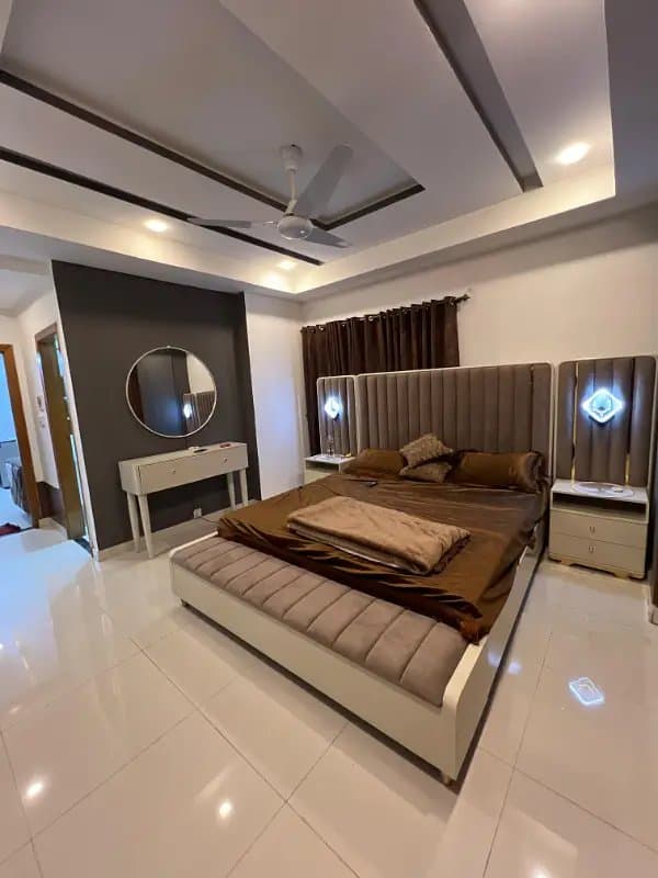 Short time 1bed ROM full furnished apartments safe and scour 100%coupe allow