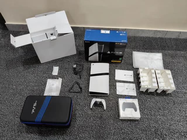PS 5 PRO 2TB DIGITAL EDITION Brand New