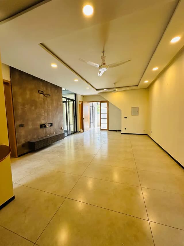 D-17/2 MVHS F Road 9 Marla Pine Villa Available For Sale