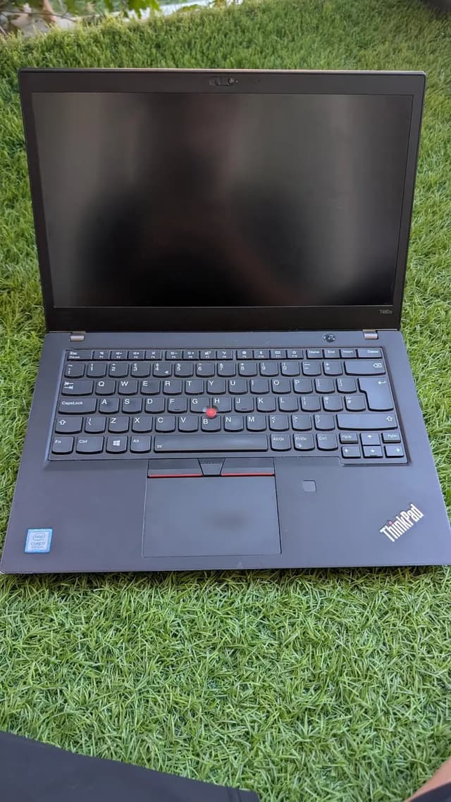 Lenovo Thinkpad T480s. i7 8th Gen. 8gb ram 256gb Nvme SSD