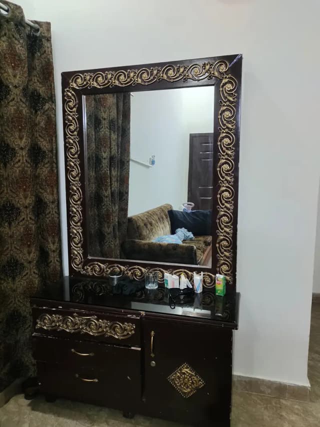 Stylish Dressing Table