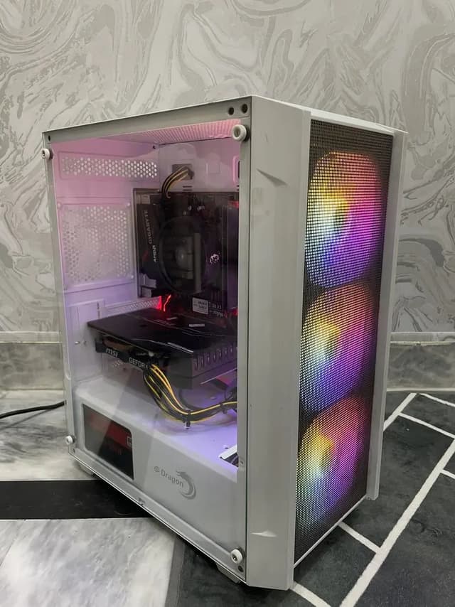 Ryzen 5 3600 + 1660 ti Gaming pc