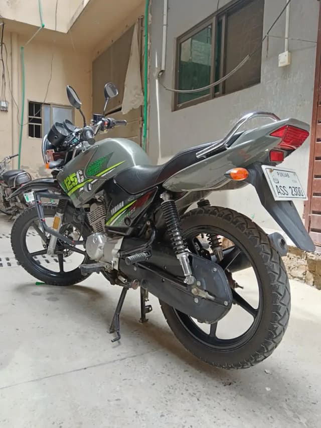 Yamaha YBR 125G Model 2023 – Excellent Condition