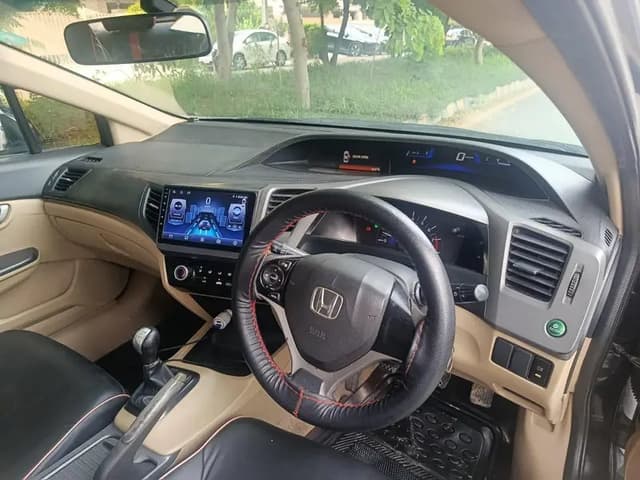 Honda Civic Oriel 2015