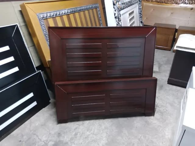 single bed/wooden single bed/dressing table/bed set/wooden bed