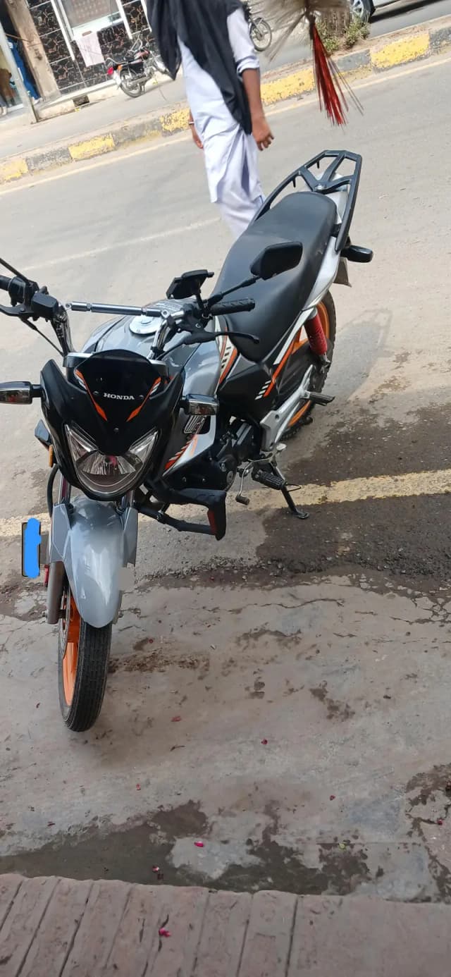 Honda CB 150F Model 2023/2024 | Excellent Condition | Low Mileage