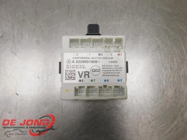 MERCEDES C Class W205 FRH Door Module A2229001908/8507