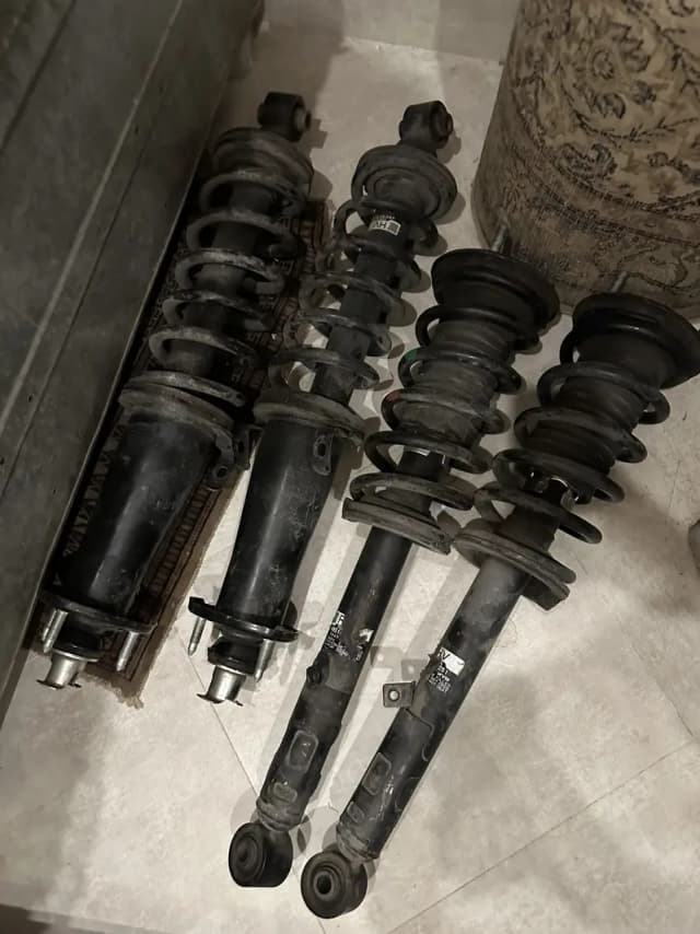 Mark x 2005-2008 complete shocks electric original
