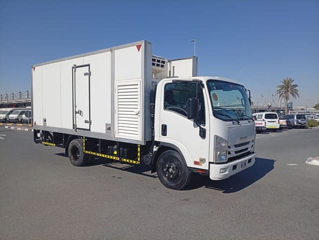 Isuzu NPR 85