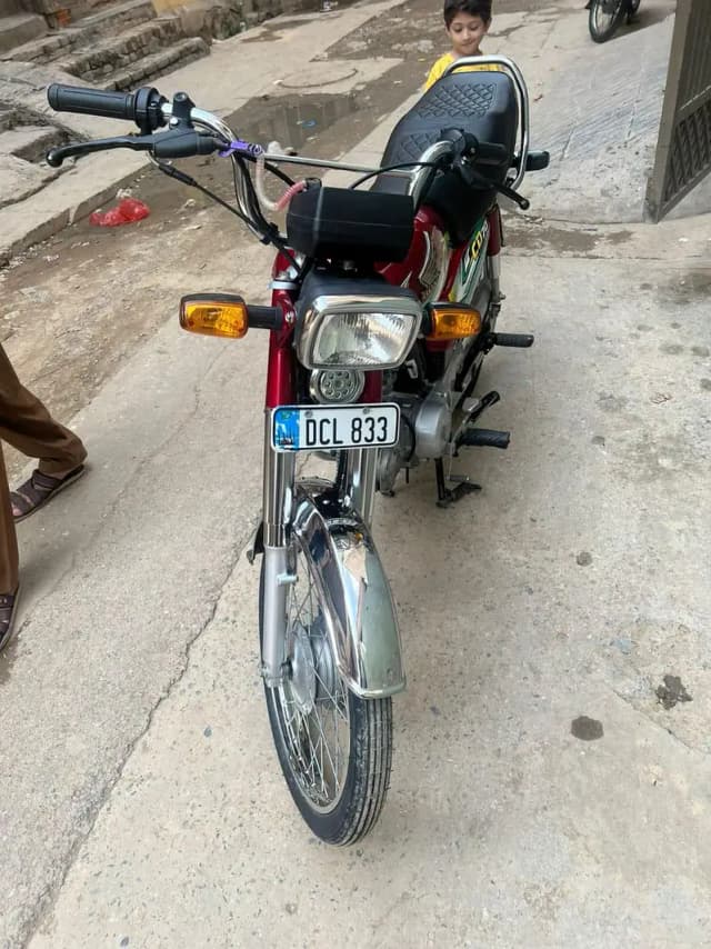 Honda CD 70 2023 model all document complete argent for sale