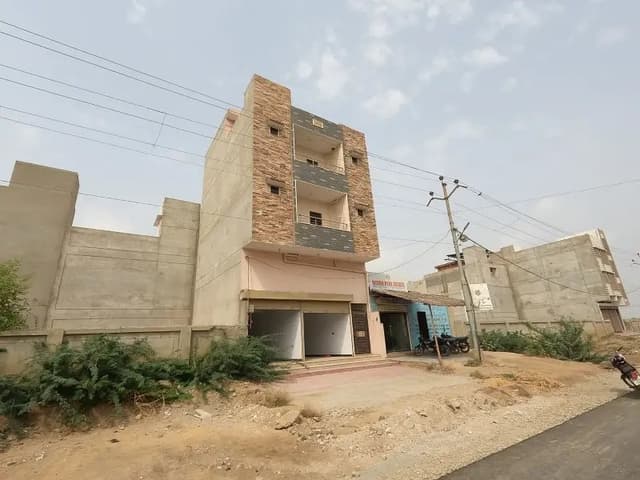 COMMERCIAL BUILDING FOR SALE GROUND + 3 + 2 SHOPS PUNJABI SUADAGAR CITY PHASE 1