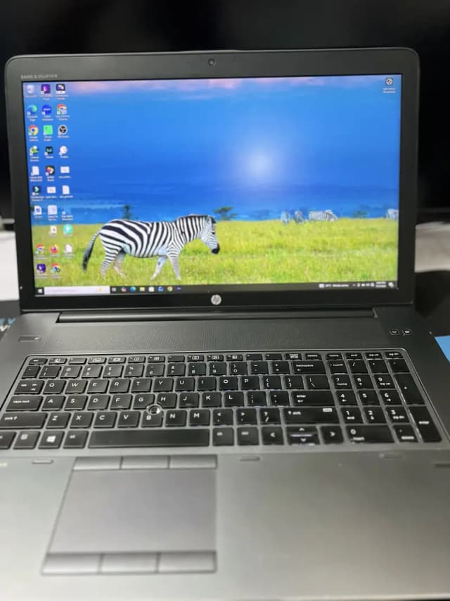 HP ZBook 17 G4 | i7-7820HQ | 32GB RAM | 512GB SSD  | Quadro M2200 4GB