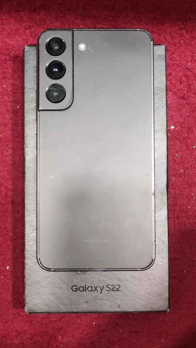 Samsung Mobile S22