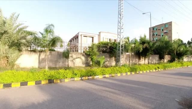 10 Marla ( 35*65 In Block D ) Residential Possession Plot In Wapda Town Islambad.