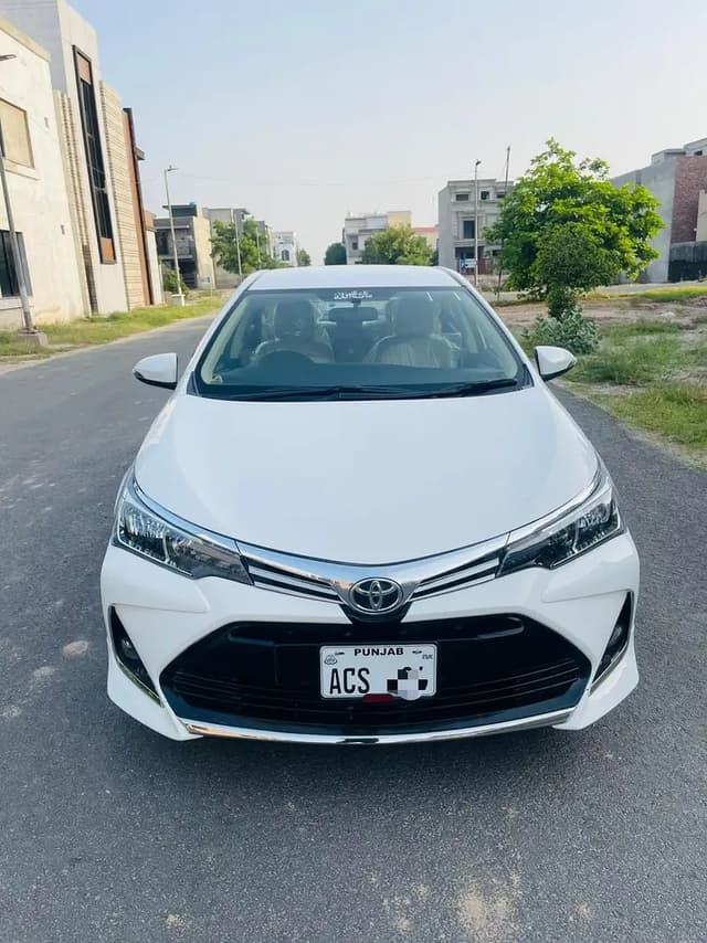 Toyota Corolla Altis 2021 Total Genuine paint Super White Color